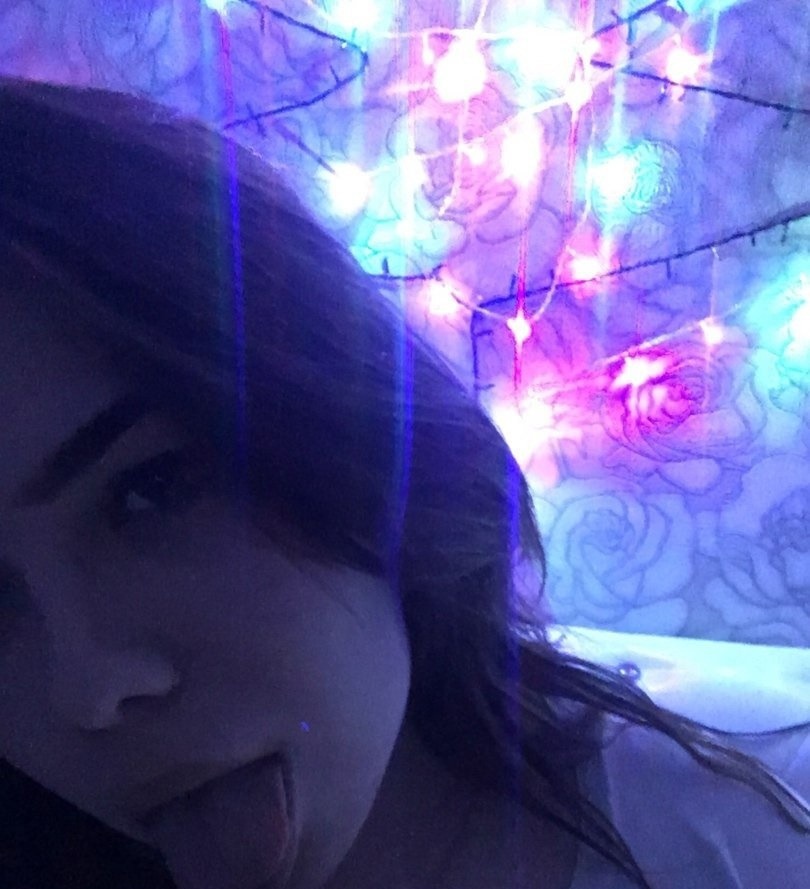 Юля привлекальеная девушка из Алдана цена от 3500 руб