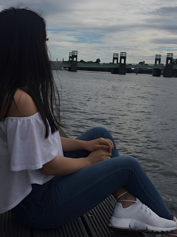 Марта привлекательная девушка из Алдана цена от 4000 руб