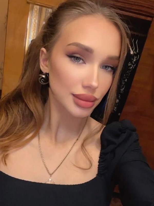 Машка привлекательная девушка из Алдана цена от 3000 руб