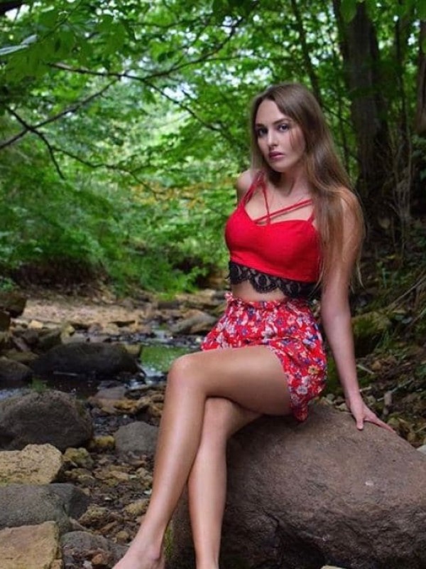 🎥 РАДОЧКА привлекательная девушка из Алдана цена от 9000 руб